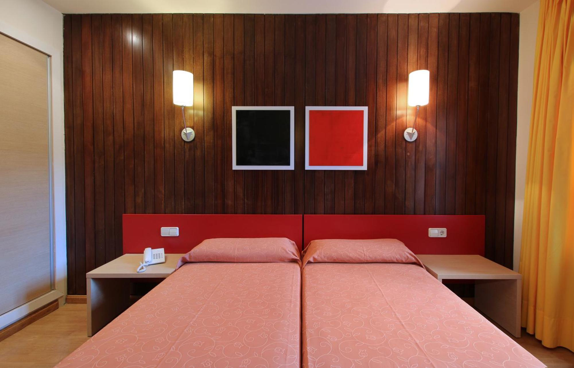 Medplaya Aparthotel Sant Eloi Тоса-де-Мар Номер фото